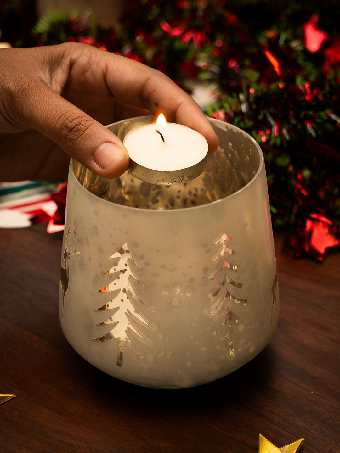 

URBANFIX Silver-Toned Printed Candle Holder