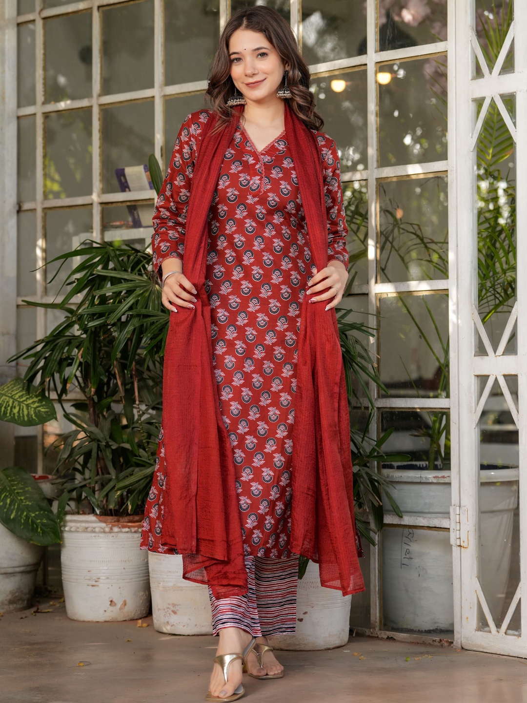 

KALINI Floral Printed V-Neck Pure Cotton Kurta With Trousers & Dupatta, Maroon