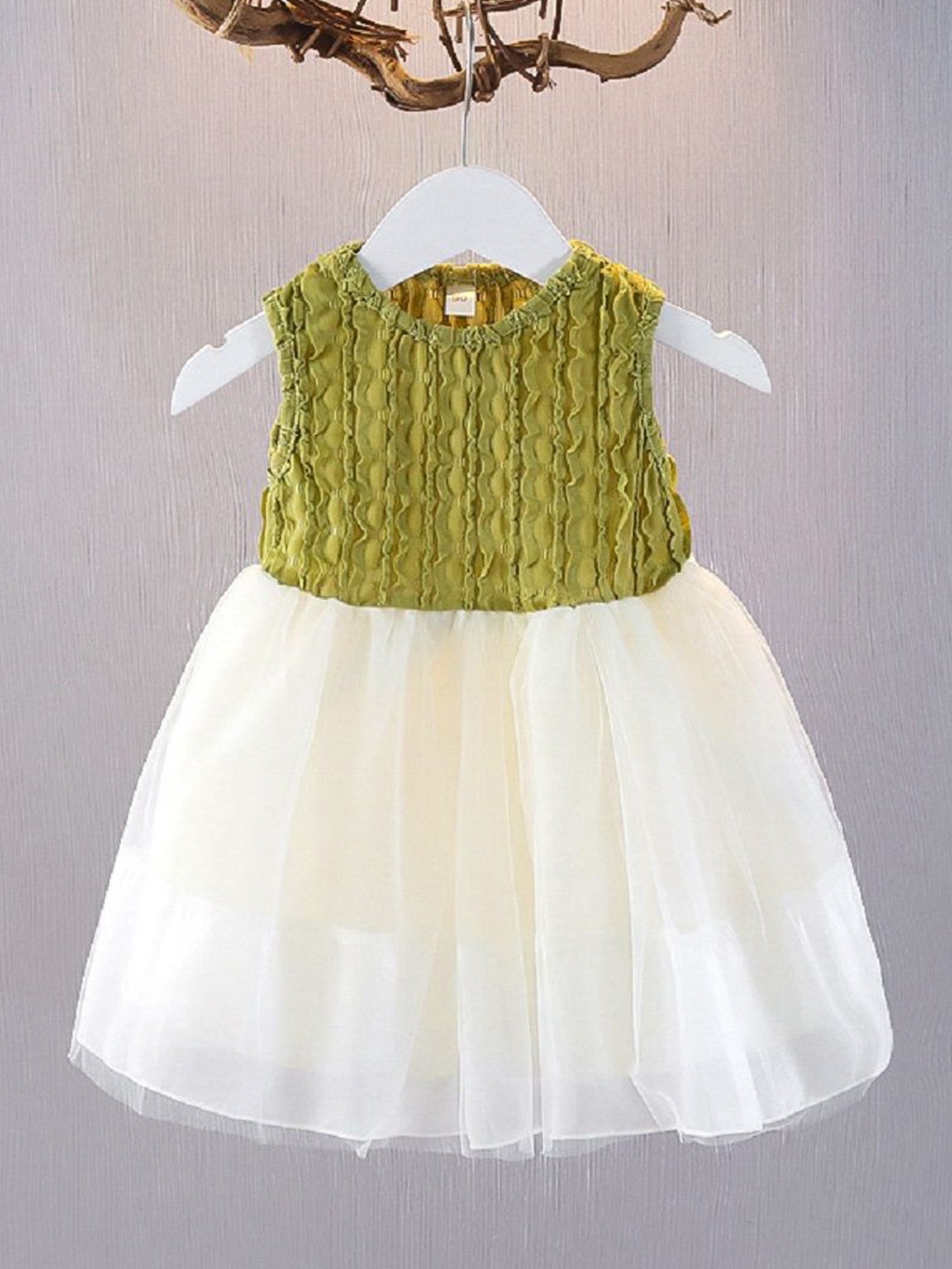 

YK Girls Self Design Fit & Flare Dress, Green