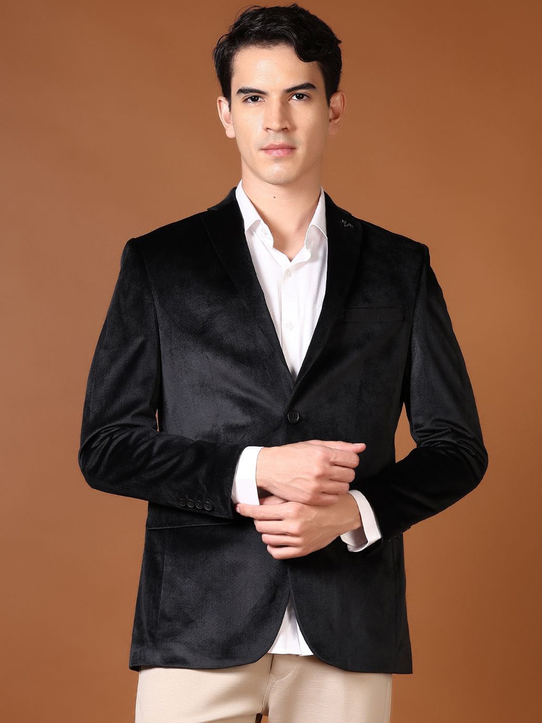 

V-Mart Notched Lapel Single Breasted Blazer, Black