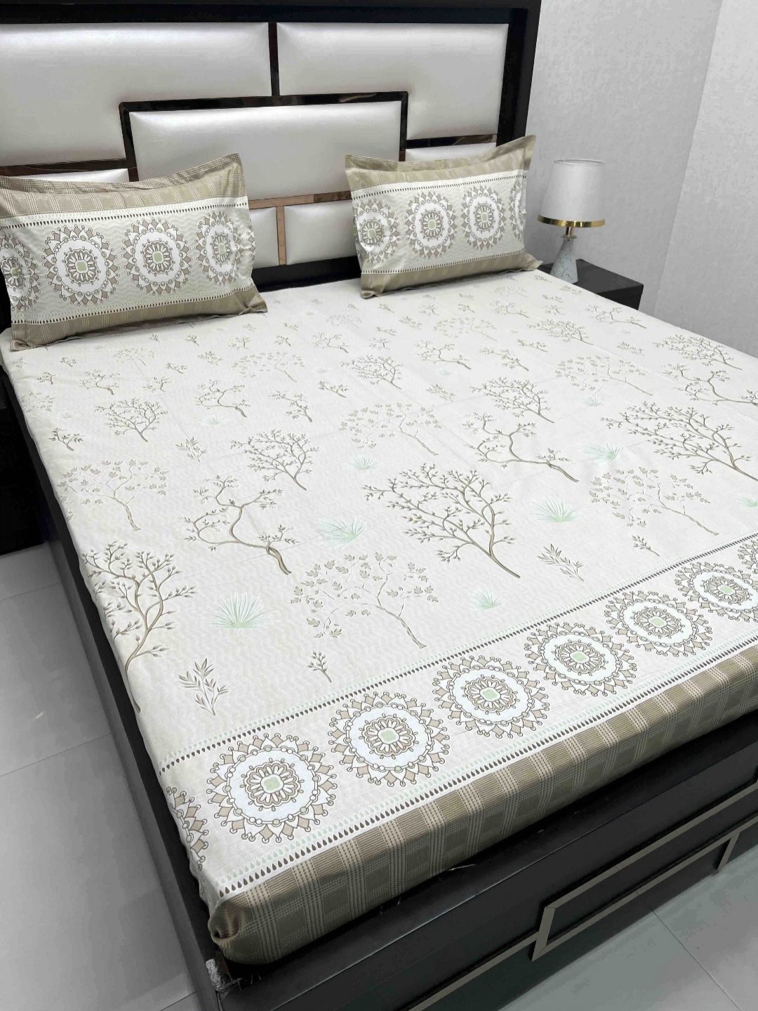 

Pure Decor Cotton King Size Double Bed Bedsheet With 2 Pillow Covers 2.74m X 2.74m, Brown