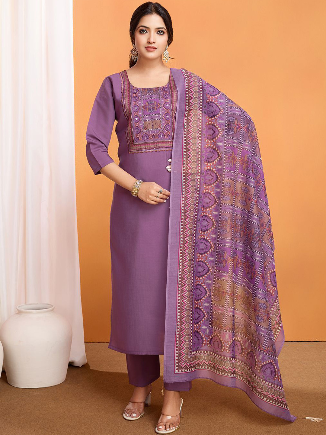 

Panzora Ethnic Motifs Embroidered Kurta with Trousers & Dupatta, Purple