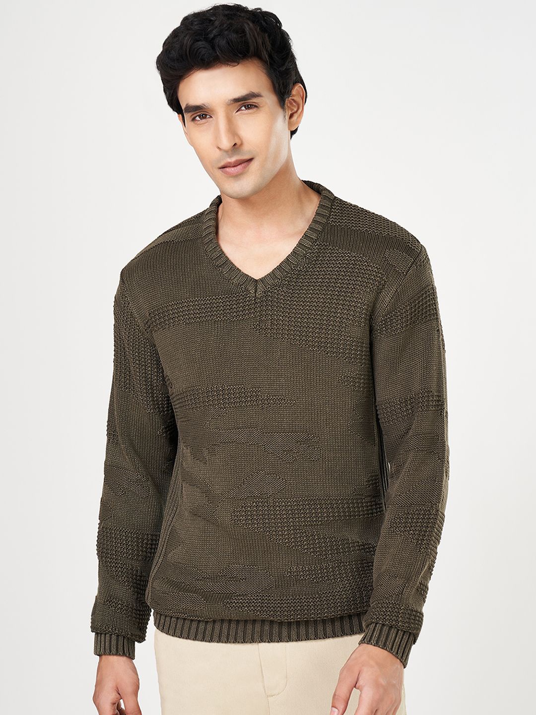 

BYFORD by Pantaloons Men Self Design Long Sleeves Pullover, Olive