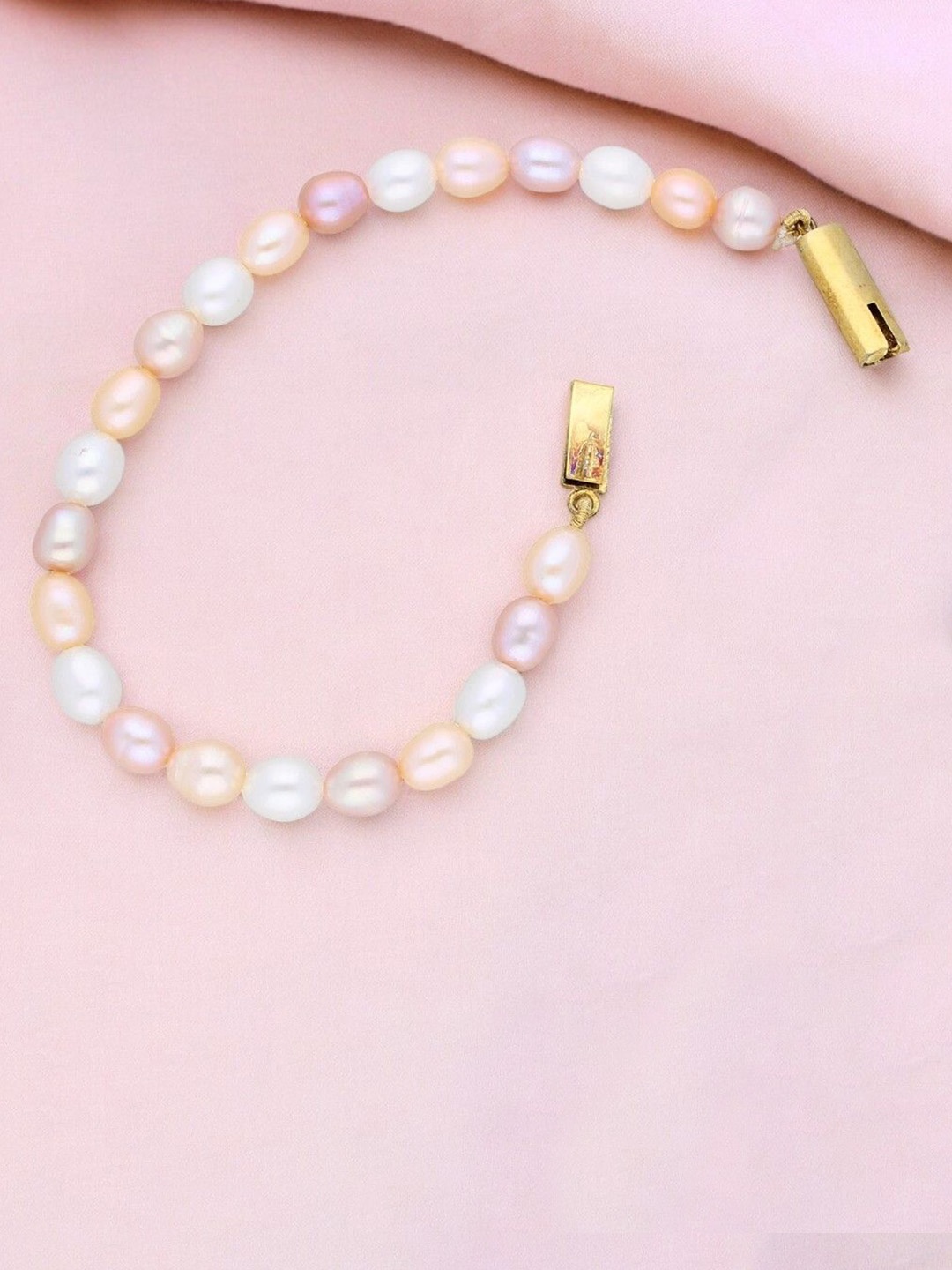 

Sri Jagdamba Pearls Dealer Gold-Plated Pearls Bracelet