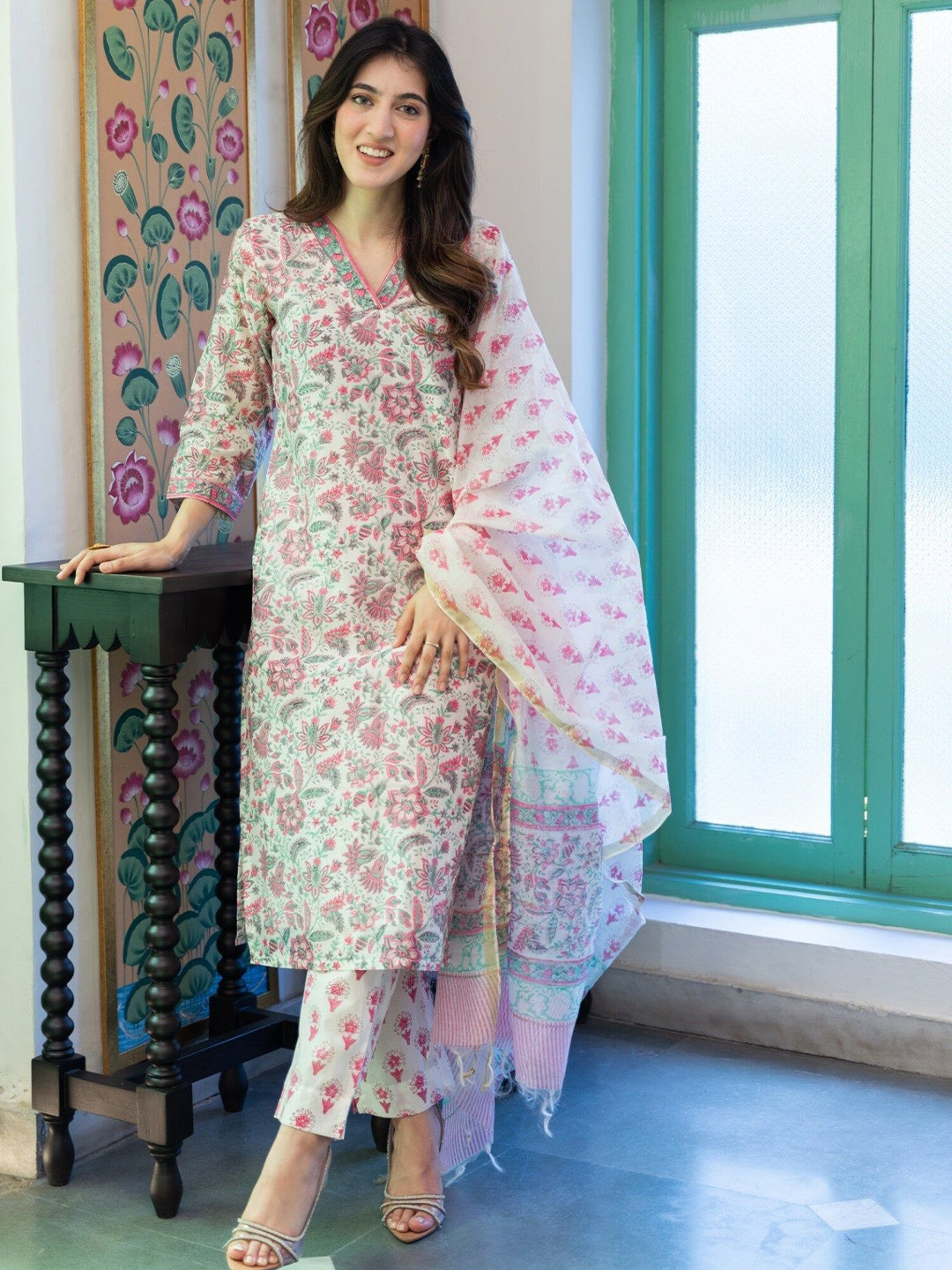 

DIMPLE DESIGN STUDIO Floral Printed Chanderi Cotton Straight Kurta With Trousers & Dupatta, Cream