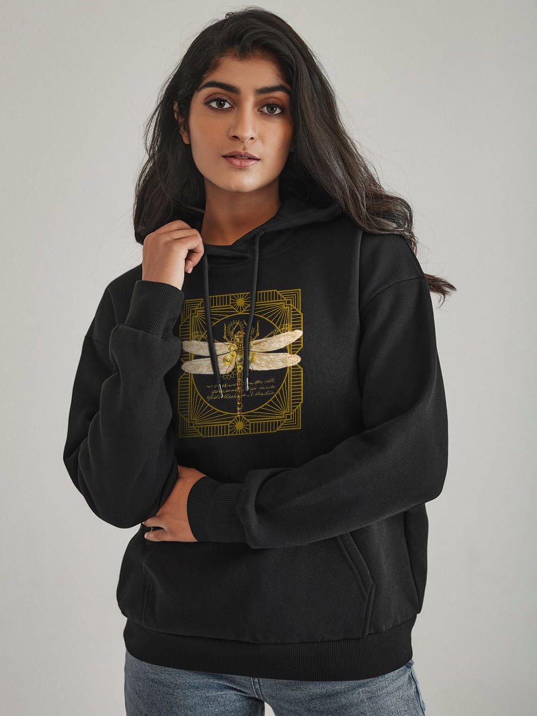 

FFLIRTYGO Women Printed Hooded Sweatshirt, Black