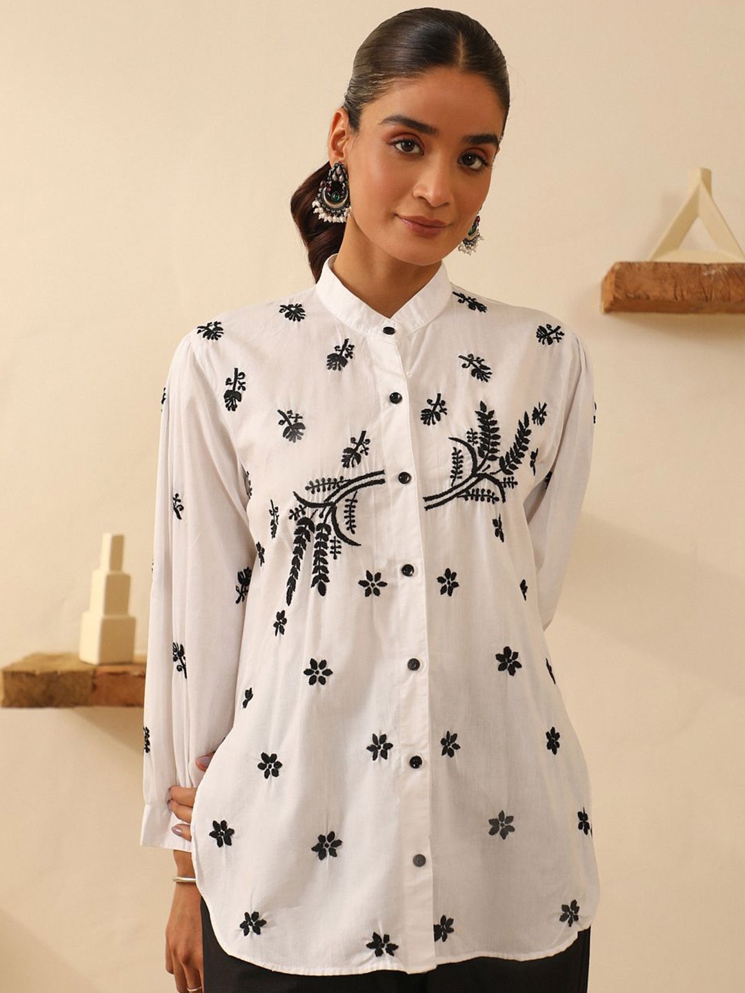

House of Chikankari Chikankari Woven Top, White