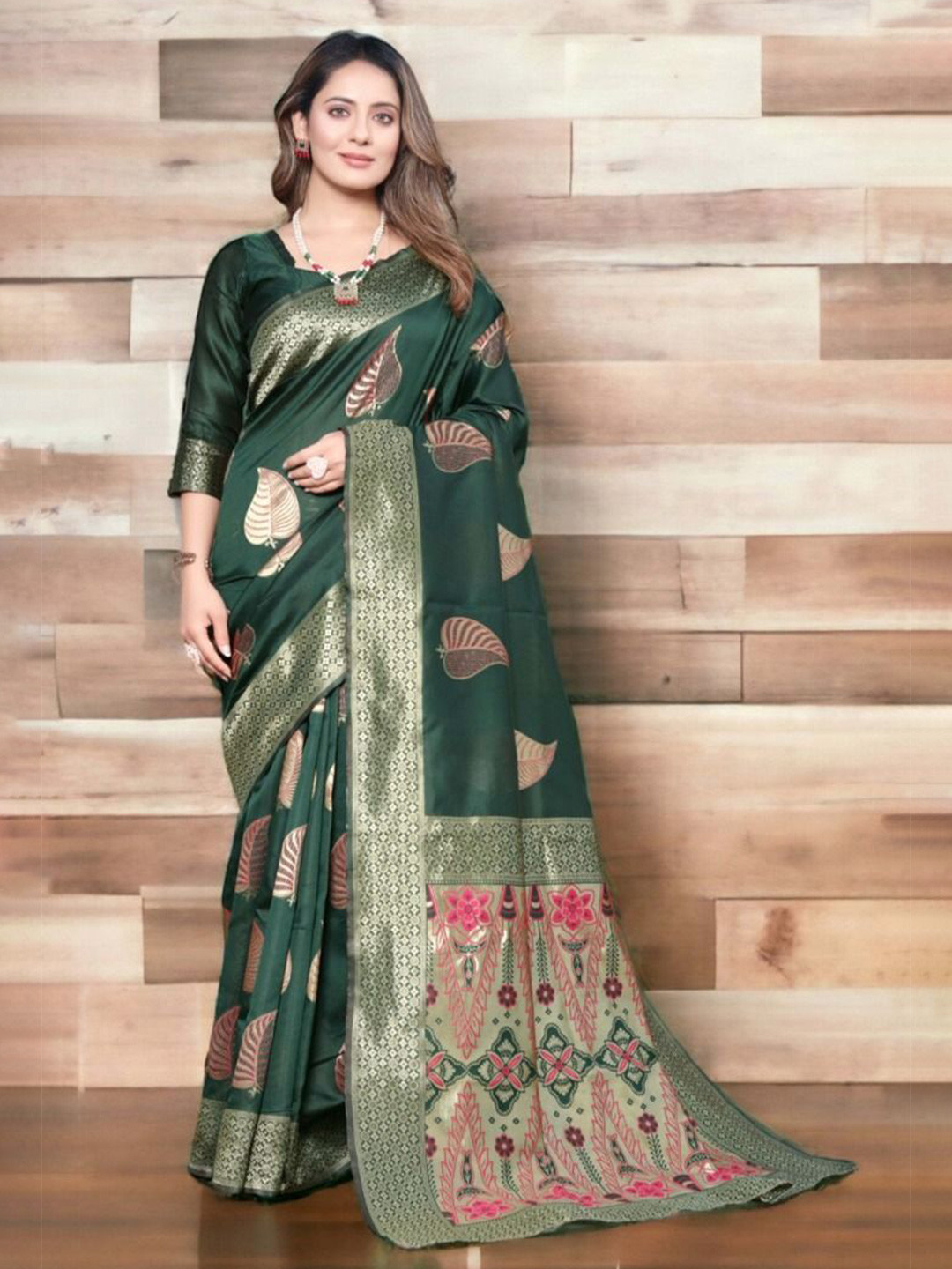 

KALINI Ethnic Motifs Woven Design Zari Banarasi Saree, Green