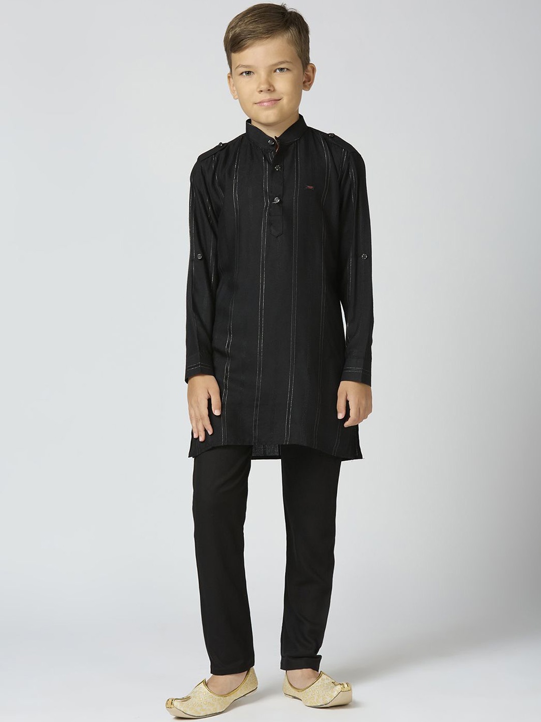

Sangria Boys Striped Band Collar Long Roll-Up Sleeves Regular Straight Kurta With Trouser, Black