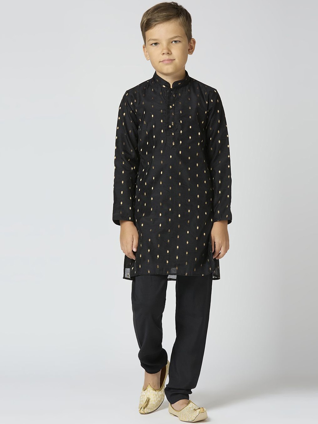 

Sangria Boys Ethnic Motifs Woven Design Mandarin Collar Chanderi Cotton Kurta With Trouser, Black