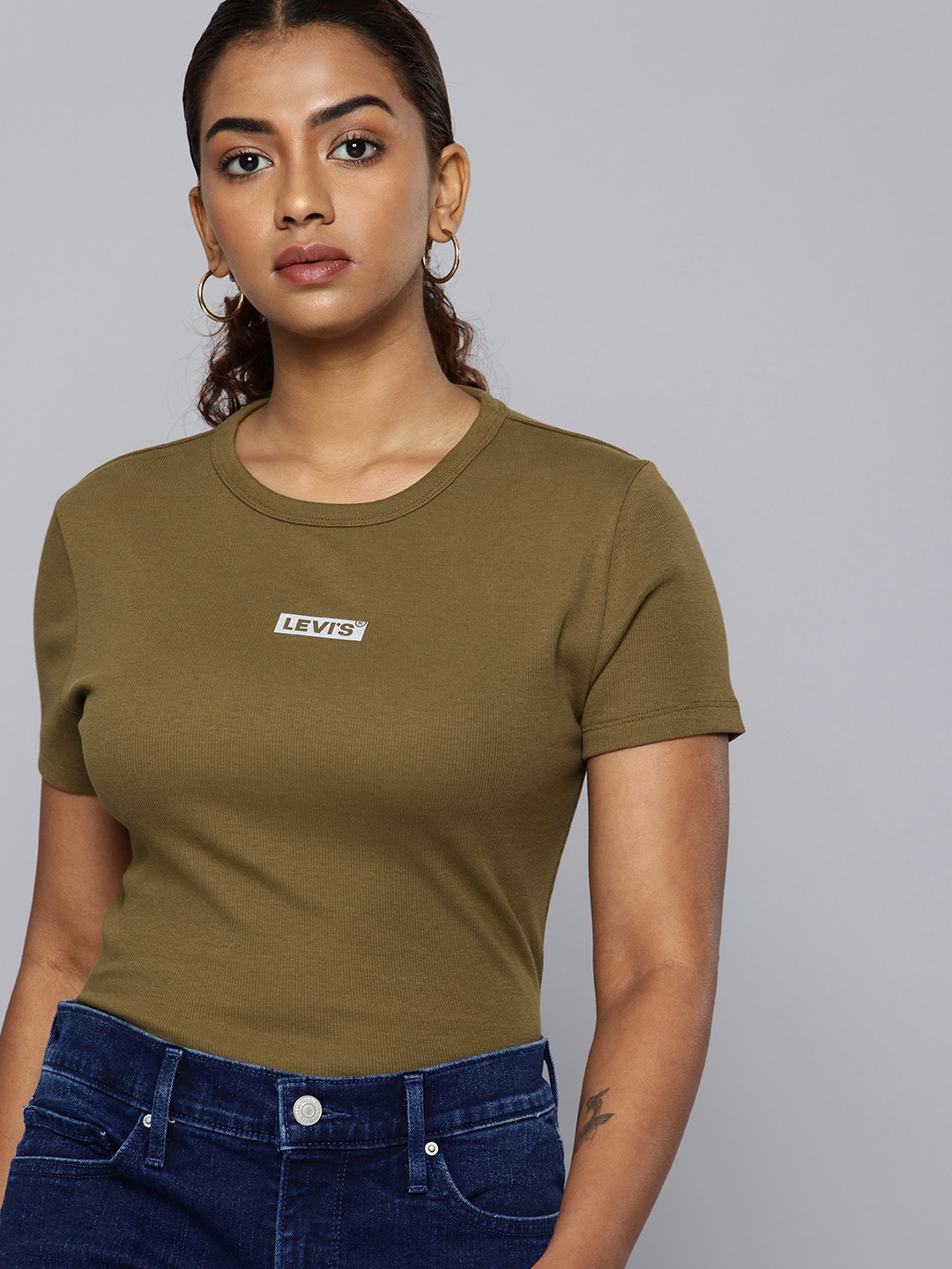 

Levis Brand Logo Printed T-shirt, Olive