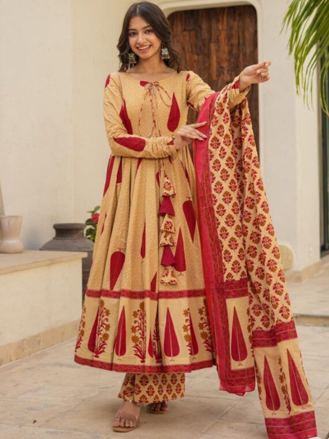 

Idaho Clothing Taruna Ethnic Motifs Printed Pure Cotton Kurta with Palazzos & Dupatta, Mustard
