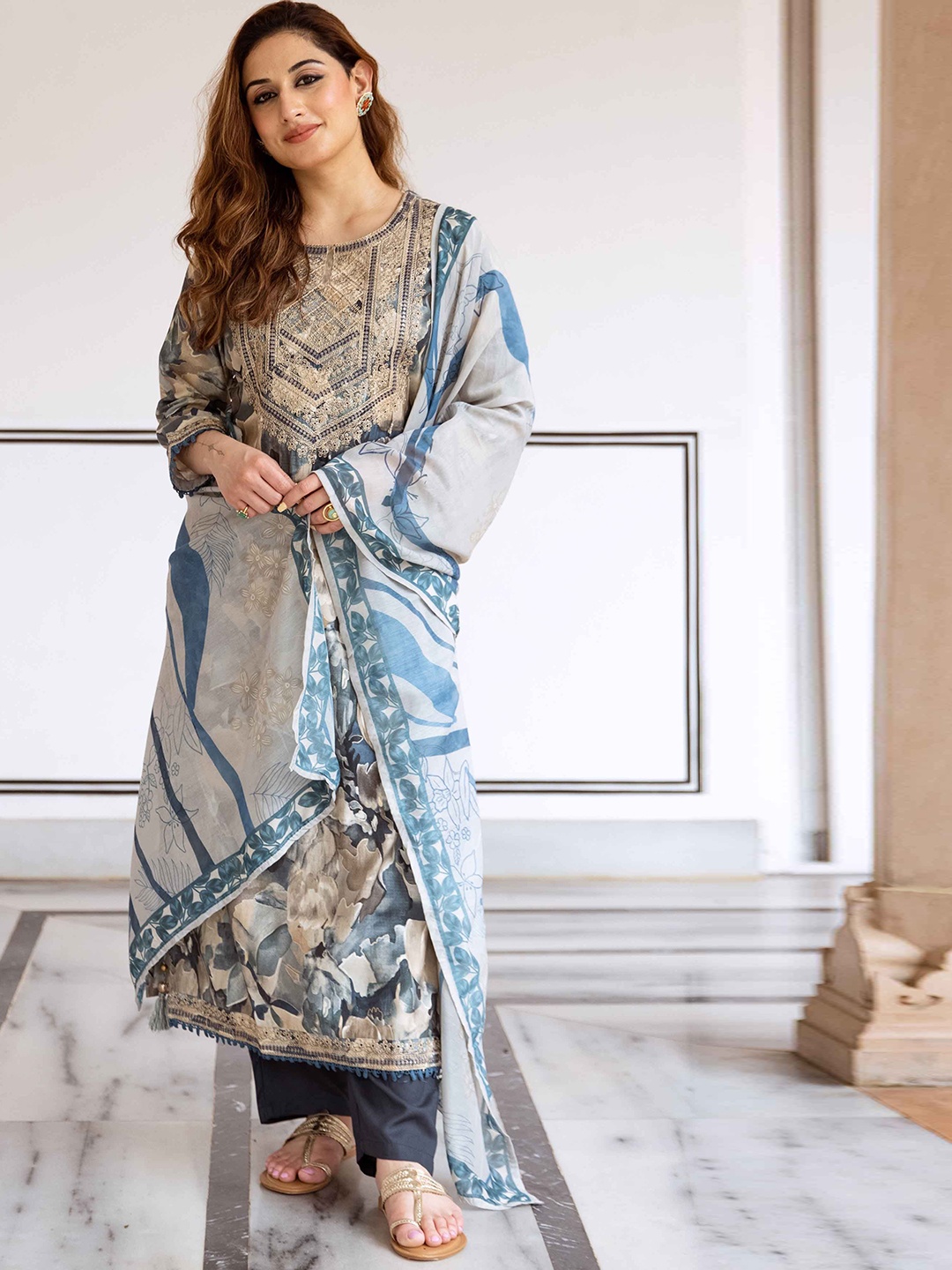 

KALINI Women Floral Printed Regular Sequinned Kurta with Trousers & With Dupatta, Blue