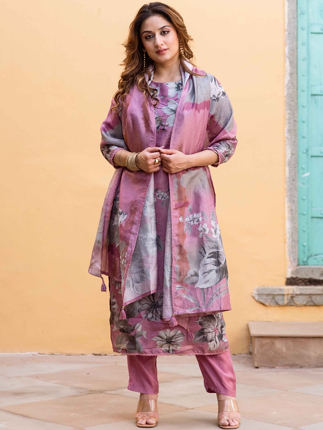 

KALINI Women Floral Printed Regular Beads and Stones Kurta with Trousers & With Dupatta, Purple