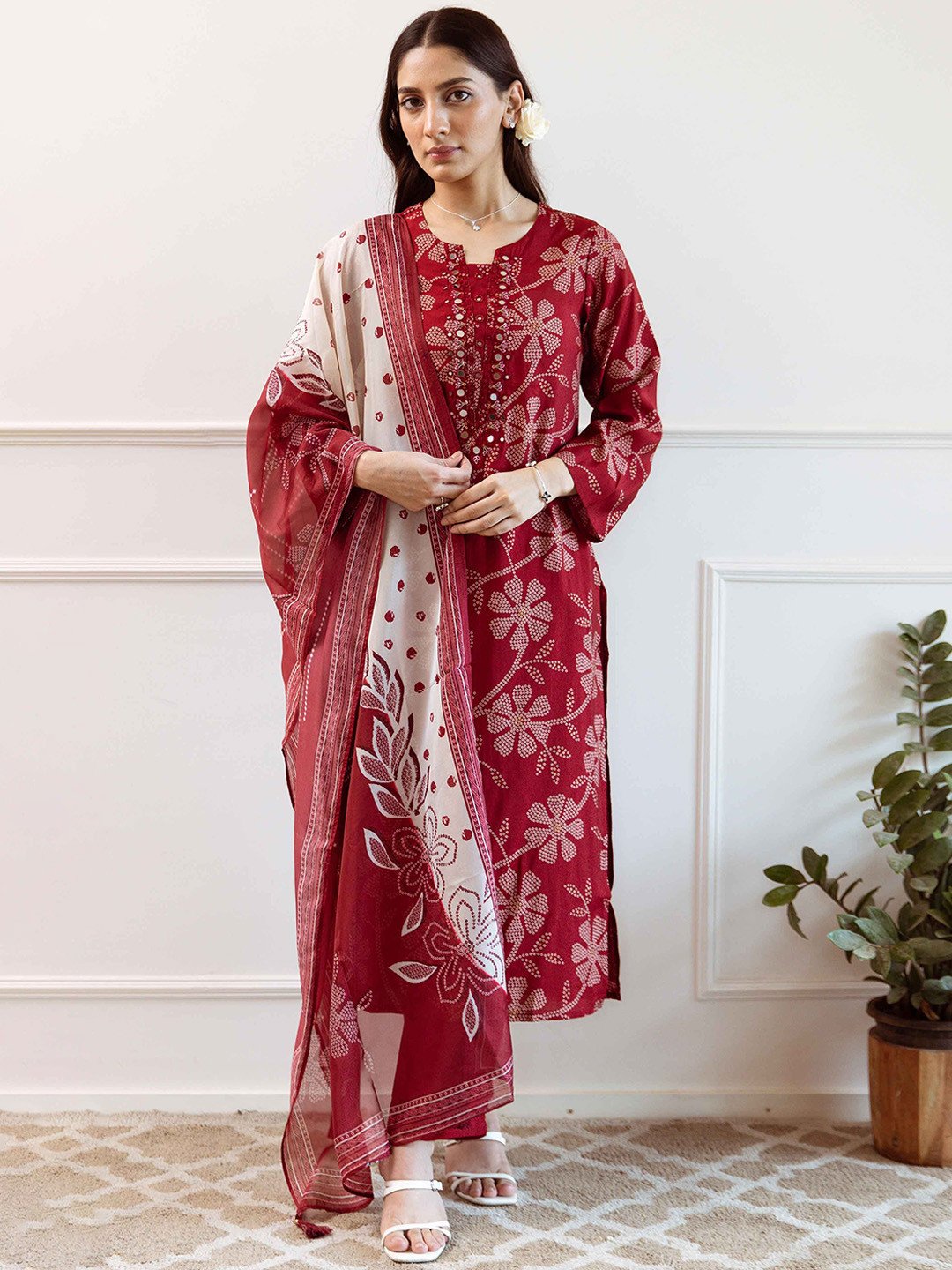 

KALINI Women Bandhani Embroidered Regular Mirror Work Kurta with Trousers & With Dupatta, Red