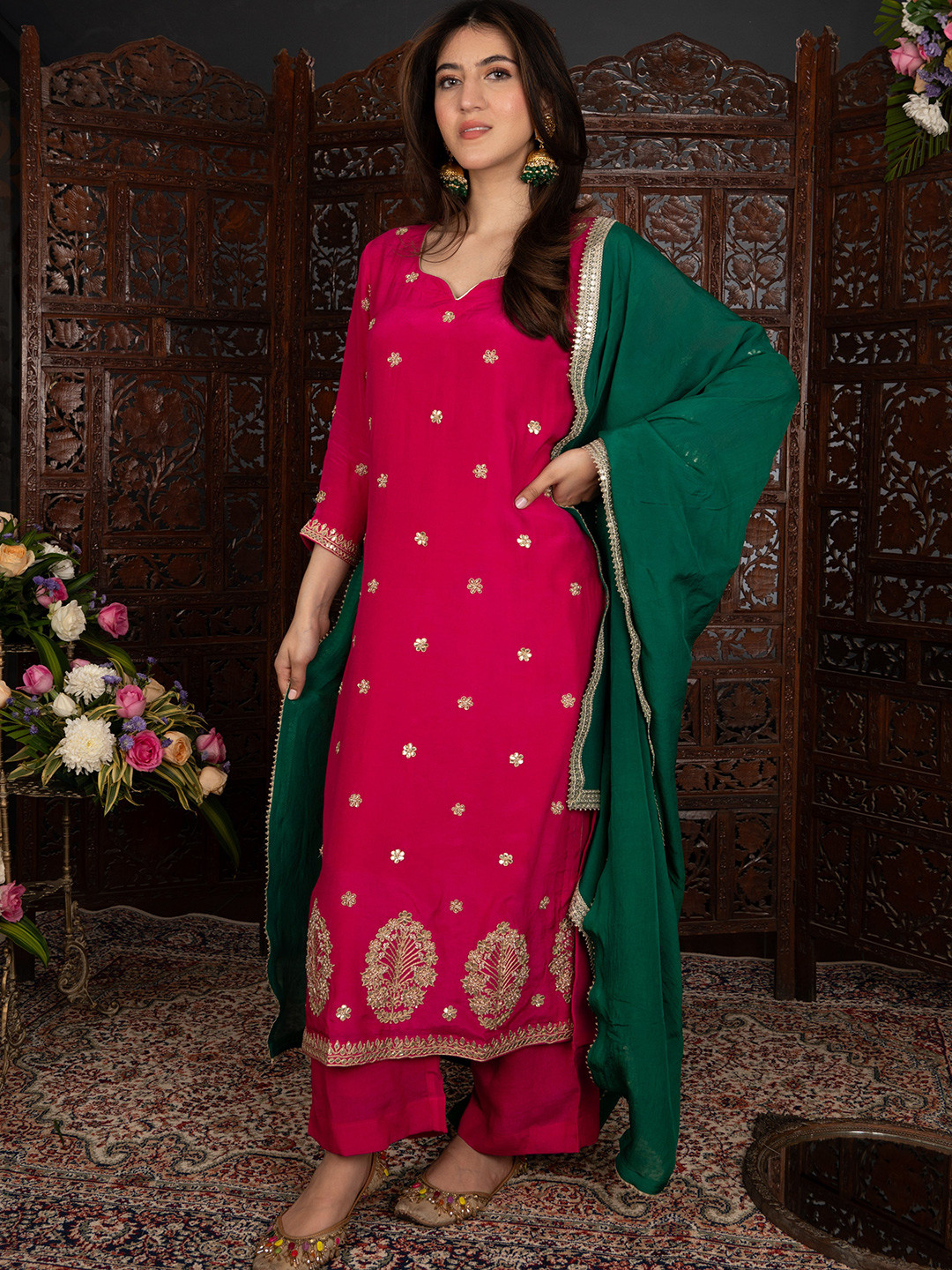 

DIMPLE DESIGN STUDIO Floral Embroidered Gotta Patti Crepe Kurta with Palazzos & Dupatta, Magenta