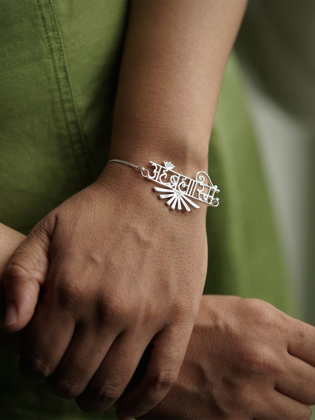 

House of Aadyaa Women Silver Wraparound Bracelet
