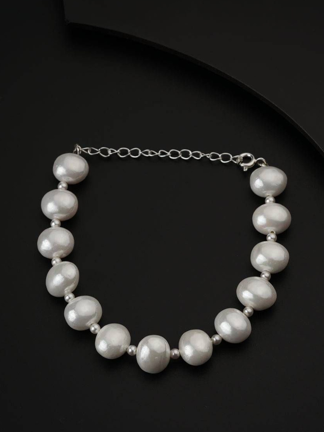 

House of Aadyaa Women Silver Pearls Handcrafted Link Bracelet