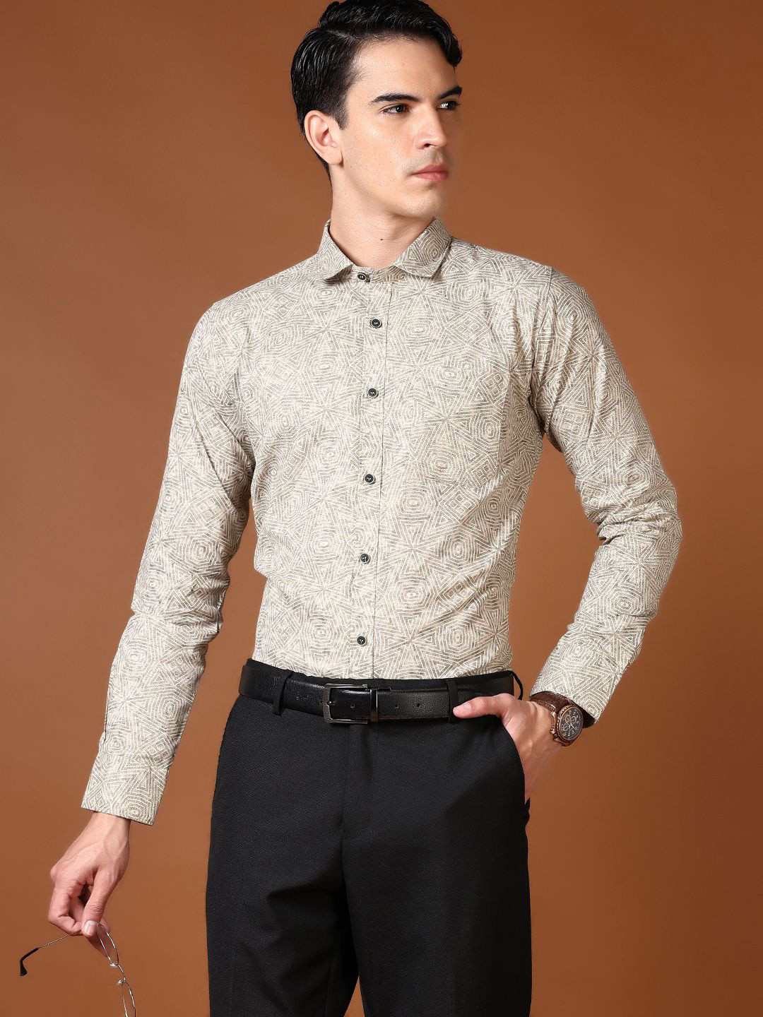 

V-Mart Men Floral Opaque Printed Formal Shirt, Beige