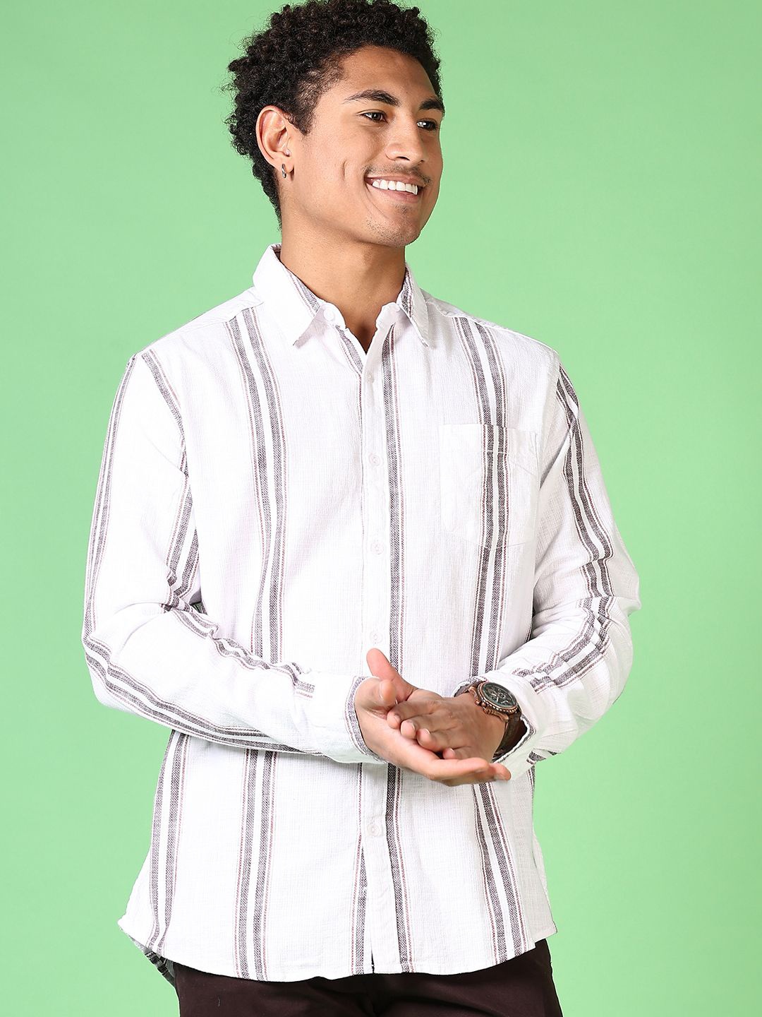 

V-Mart Men Opaque Casual Shirt, Maroon