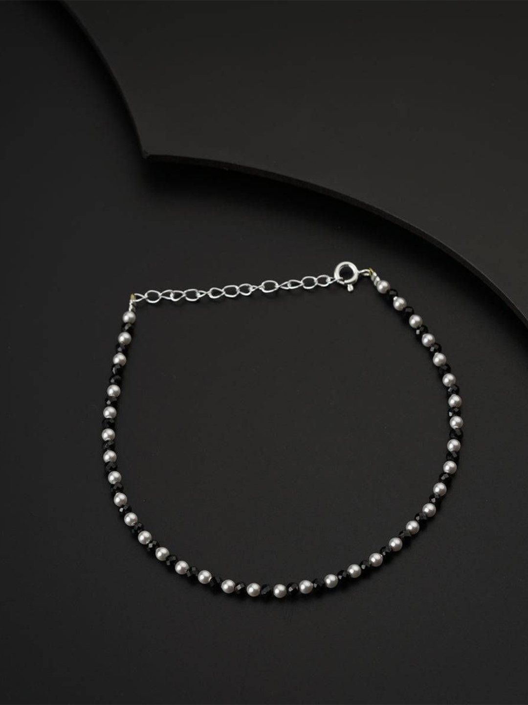 

House of Aadyaa Anklet, Silver
