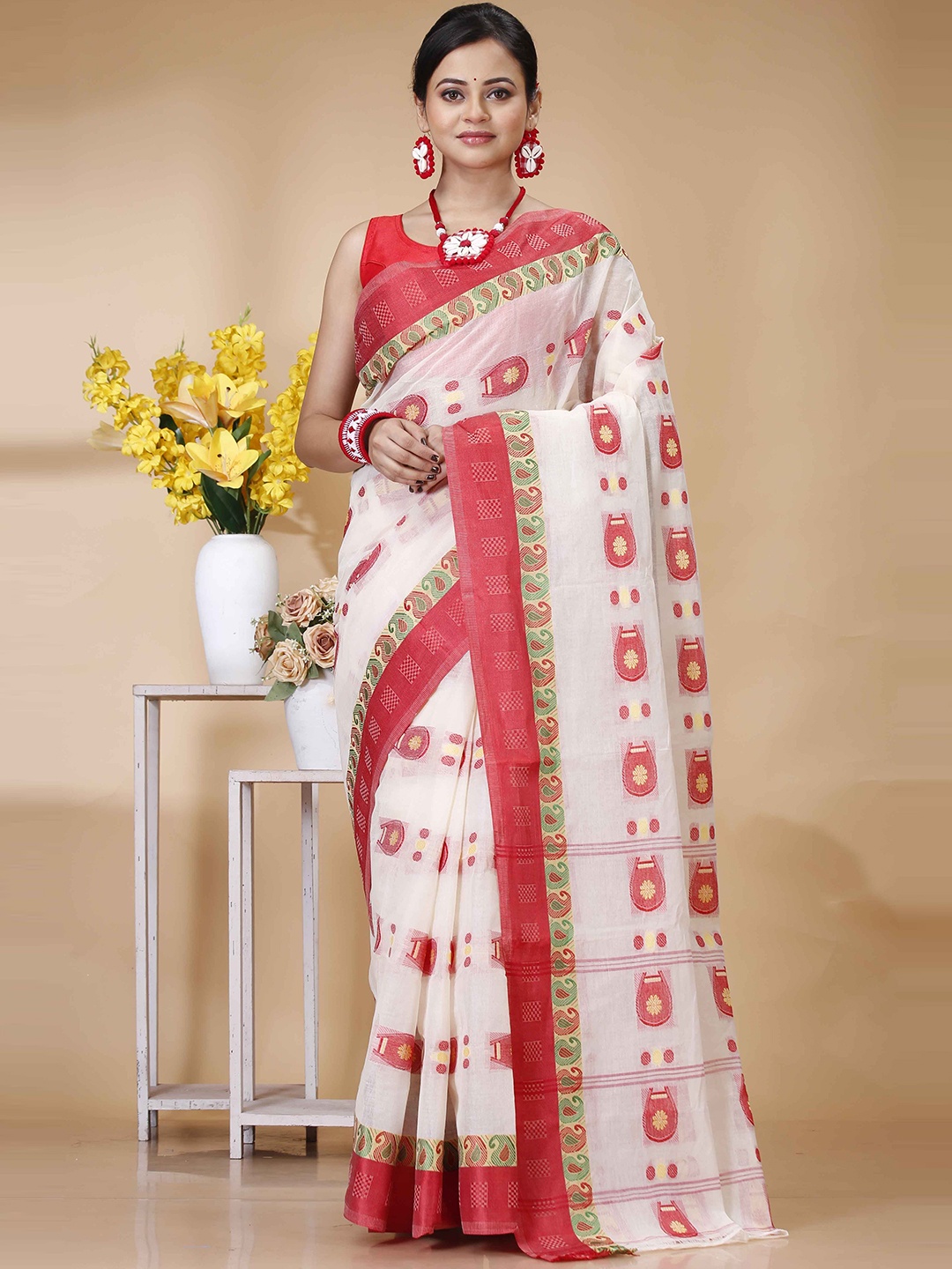 

Ruuprekha Ethnic Motifs Zari Pure Cotton Taant Saree, Red