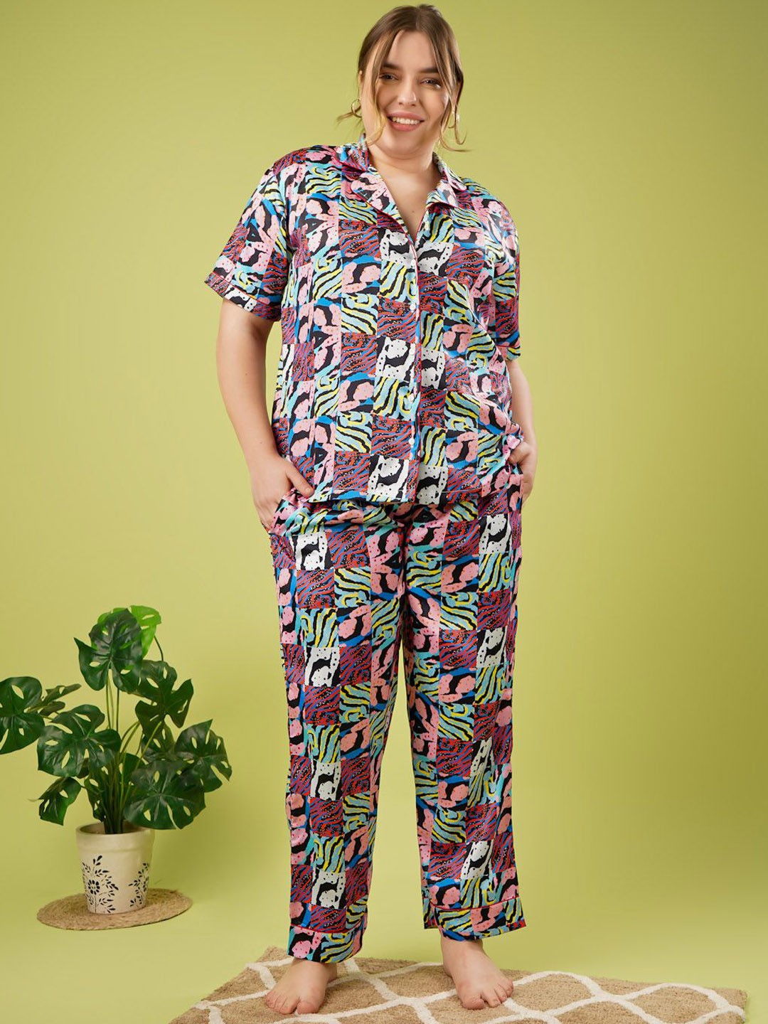 

MOOBA Women Printed Night suit, Black