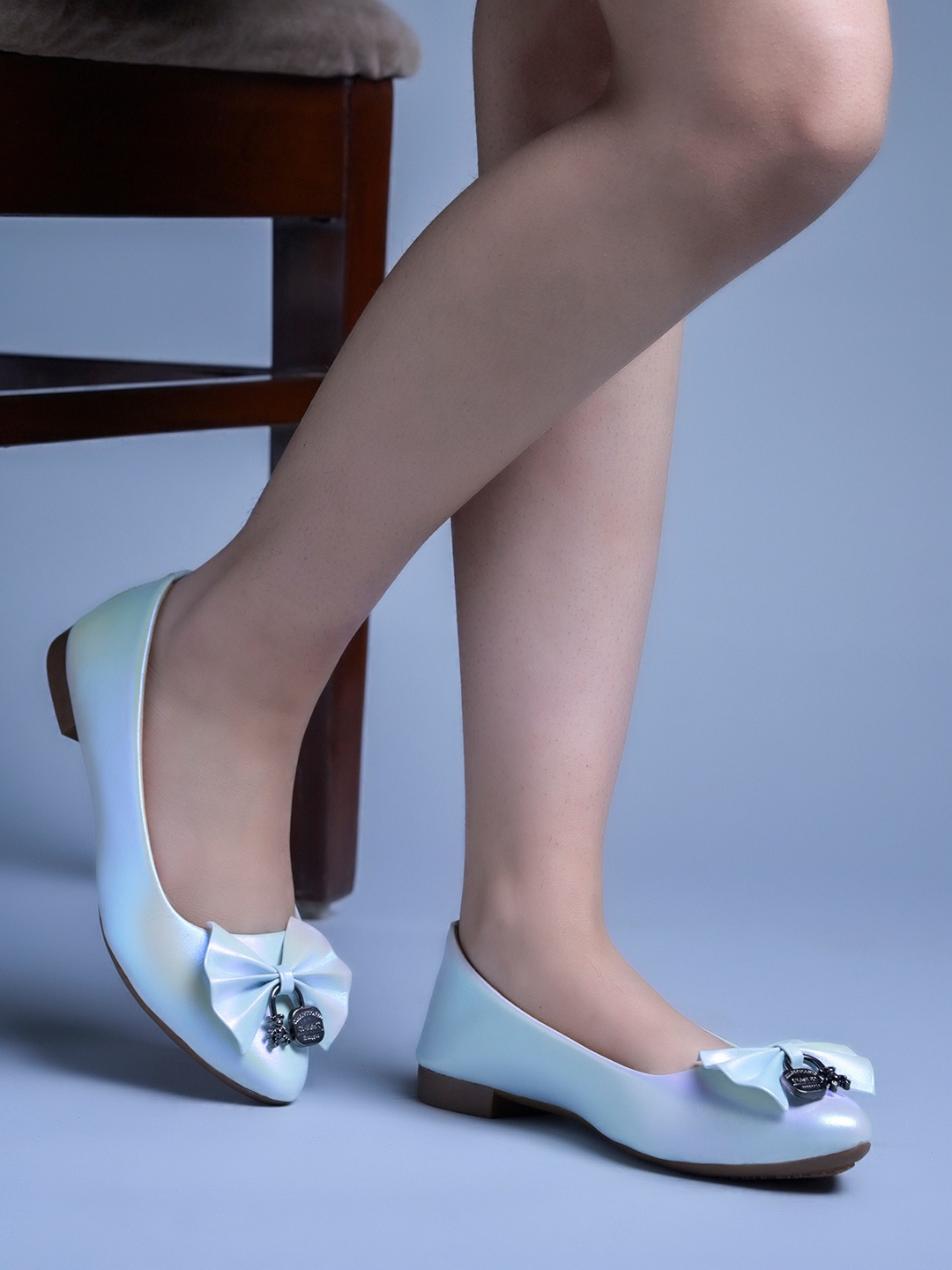 

DressBerry Women Party Ballerinas with Bows Flats, Silver
