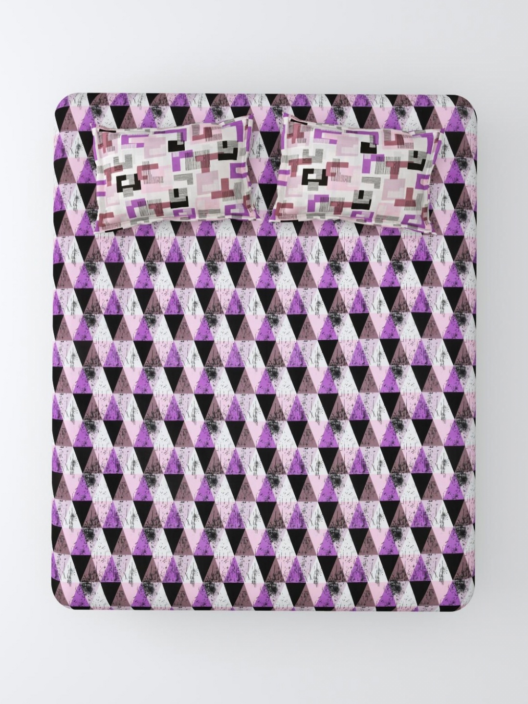 

Aura Purple & Black Geometric 120 TC King Bedsheet with 2 Pillow Covers