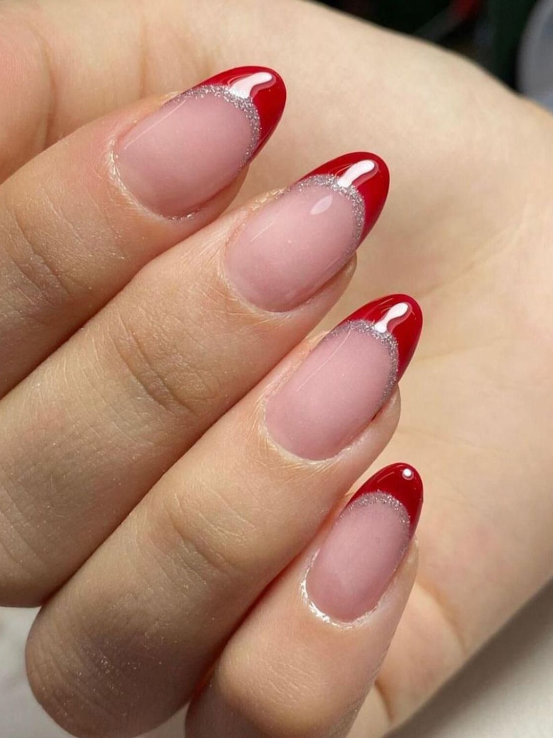 

AMOK STORE Set Of 12 Reusable Artificial Nails With Application Kit - Nude & Red KUN114