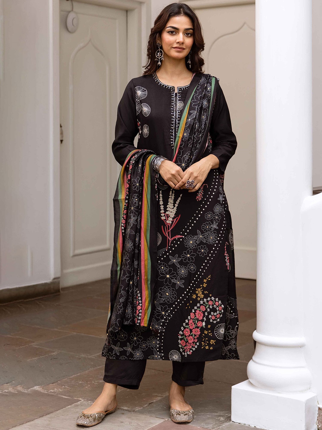 

KALINI Floral Printed Notch Neck Sequinned Straight Kurta With Trousers & Dupatta, Black