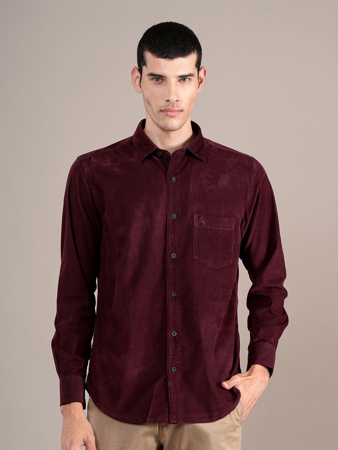 

Cantabil Men Spread Collar Solid Cotton Casual Shirt, Burgundy