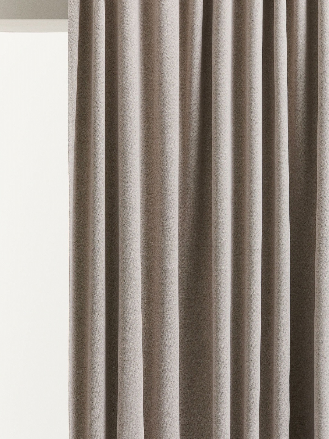 

H&M Beige 1-Pack Wide Blackout Curtain Length