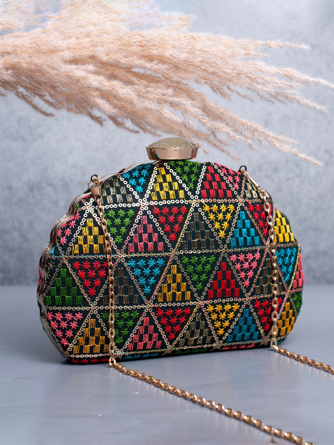 

ARTKLIM Geometric Embroidered Box Clutch, Black