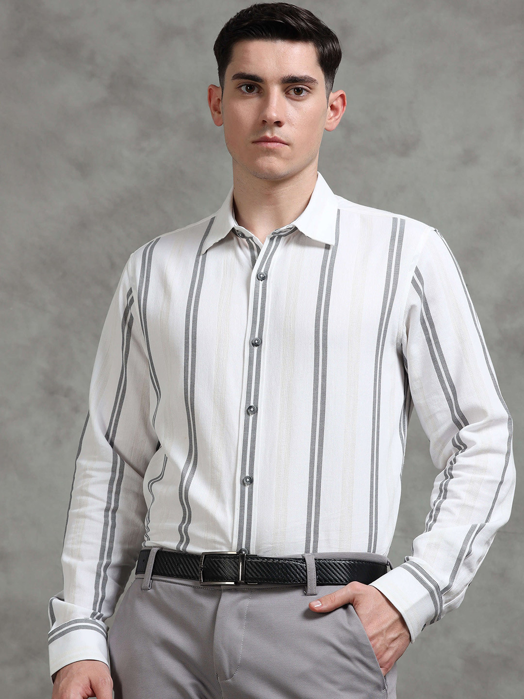 

THE FORMAL CLUB Men Premium Spread Collar Vertical Striped Cotton Casual Shirt, White