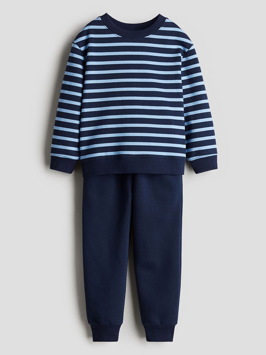 

H&M Boys 2-Piece Sweatshirt Set, Blue