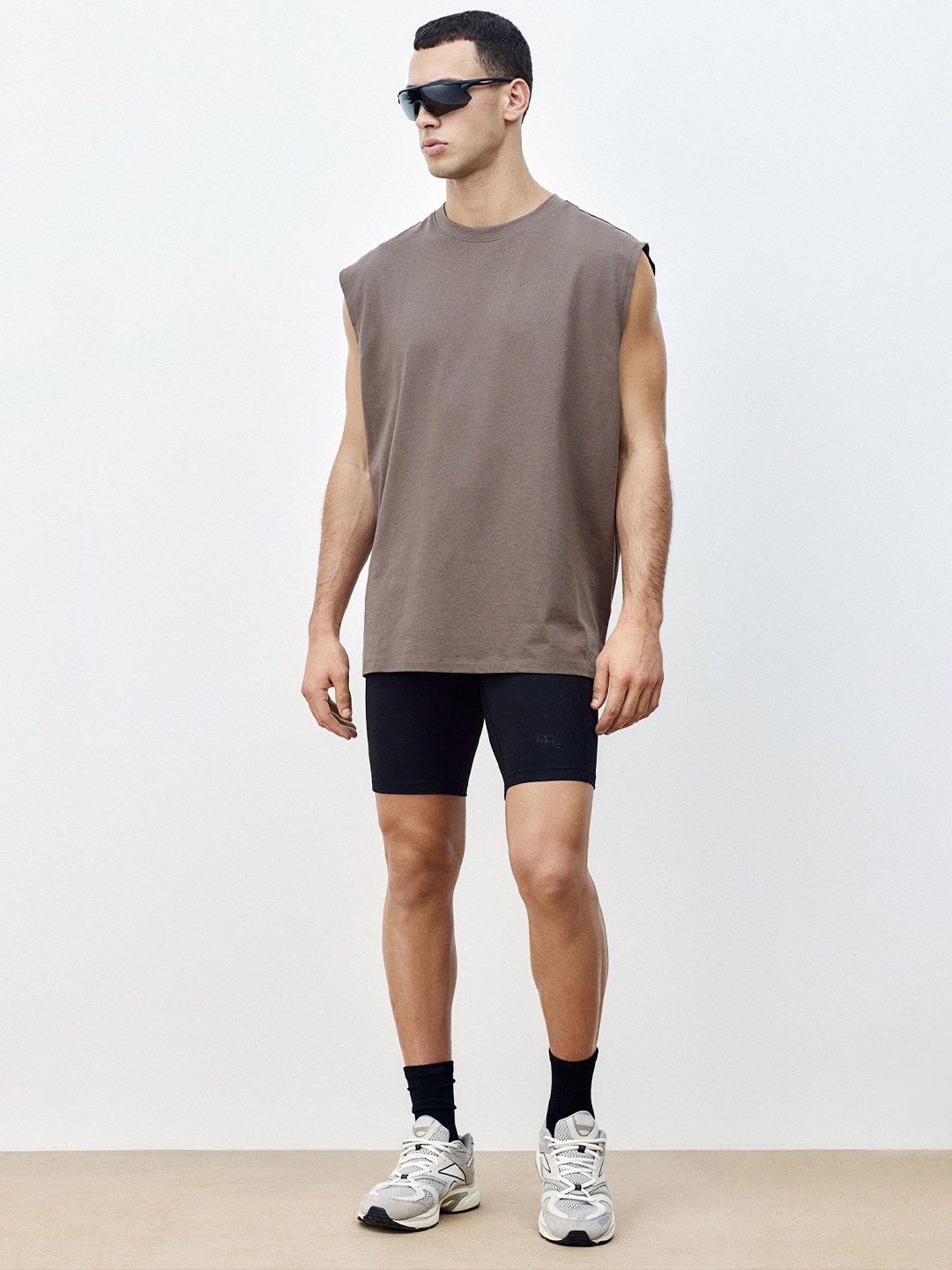 

H&M Loose Fit Sports Vest Top In Drymove, Brown