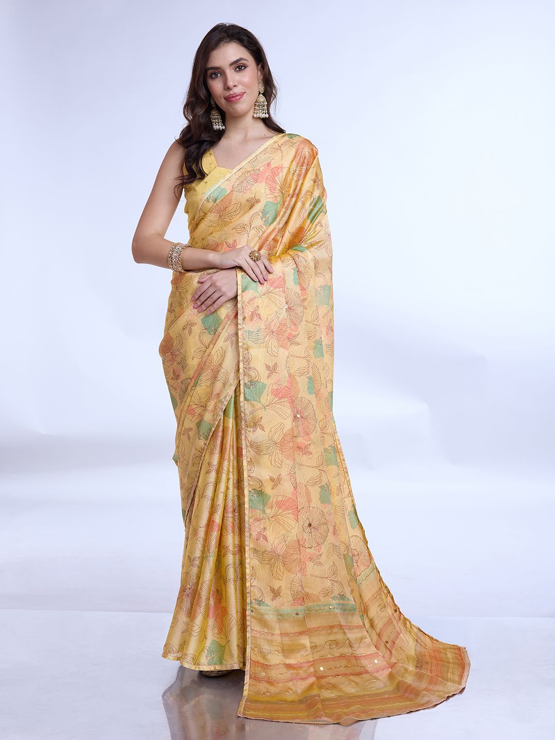 

Ishin Women Floral Printed Saree With Blouse Piece, Yellow