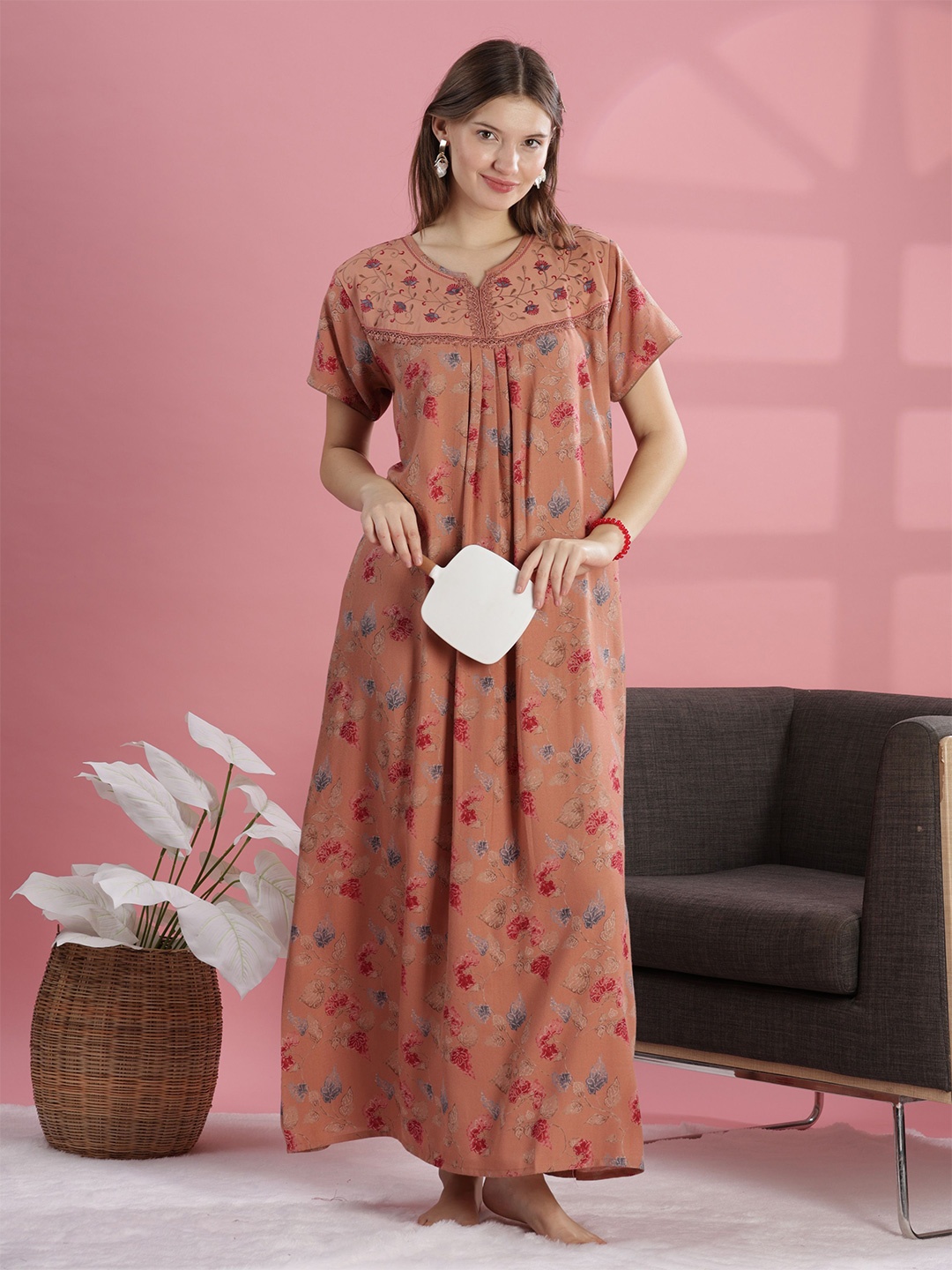 

9shines Label Women Printed Maxi Nightdress, Peach