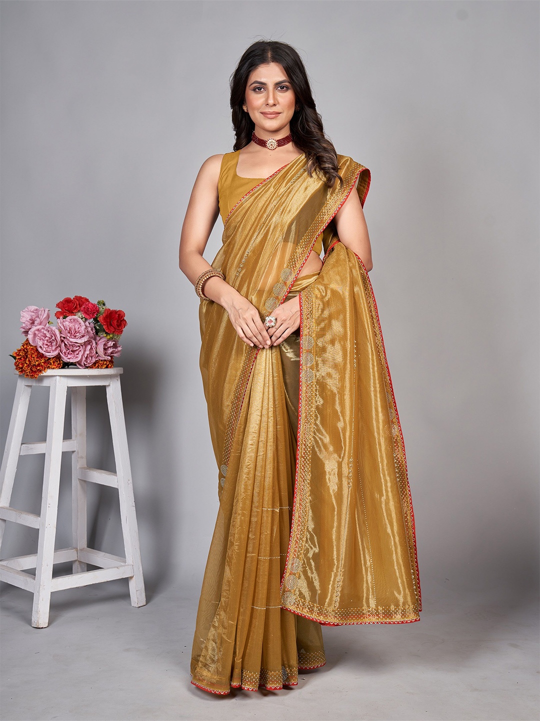 

BARKIYA CREATION Embellished Zari Net Saree, Gold