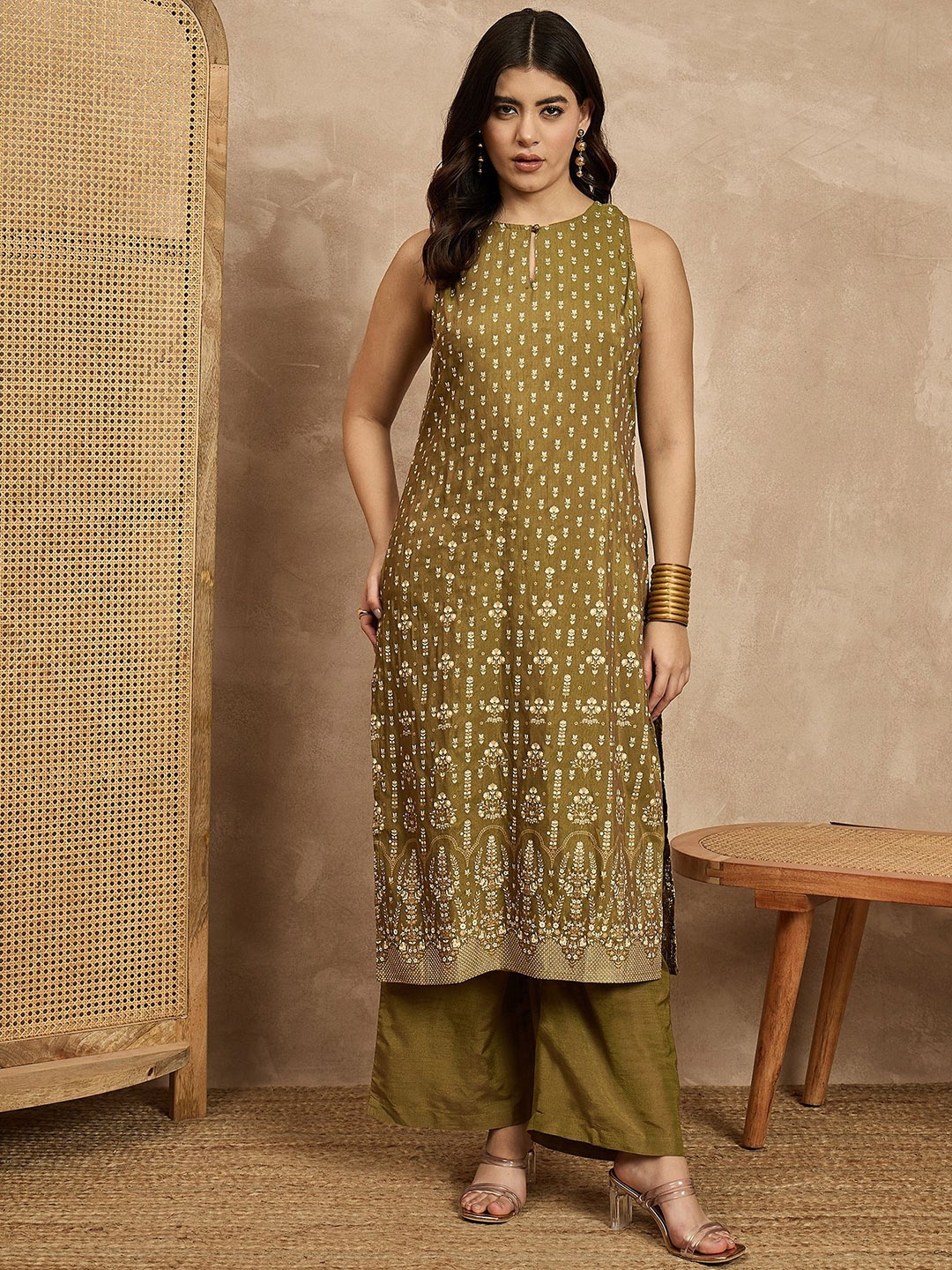 

House of Pataudi Keyhole Neck Ethnic Motifs Printed Straight Kurta with Palazzos, Green