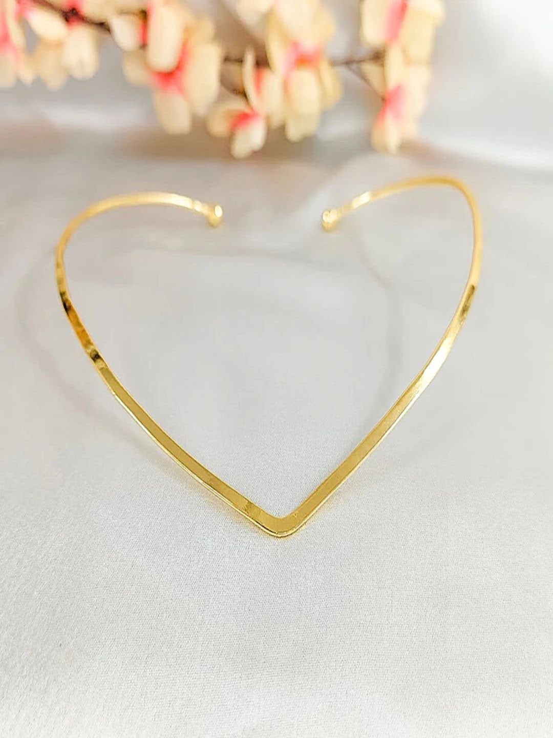

BDIVA Brass Gold Plated V Shaped Brass Adjustable Necklace