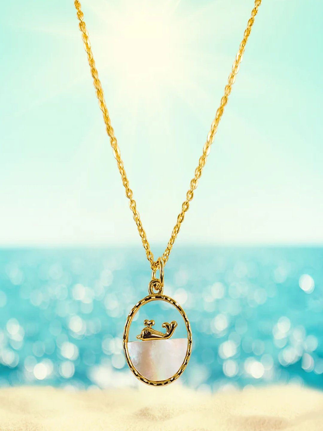 

BDIVA Gold Plated Dolphin Pendant With Chain