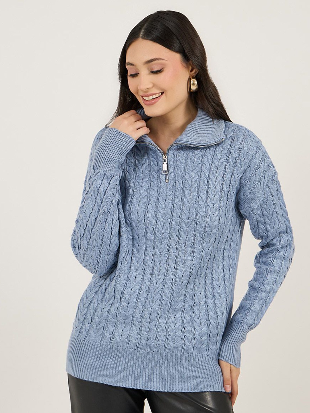 

Styli Women Oversized Fit Regular Length Chunky Cable Knit Half Zip Sweater, Blue