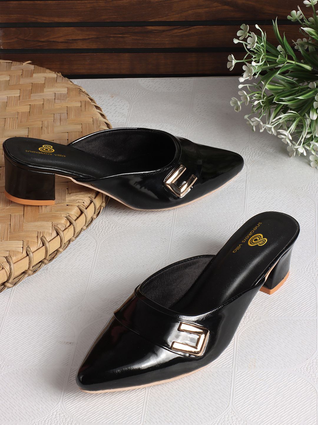 

sneakers villa Women Pointed Toe Block Mules, Black
