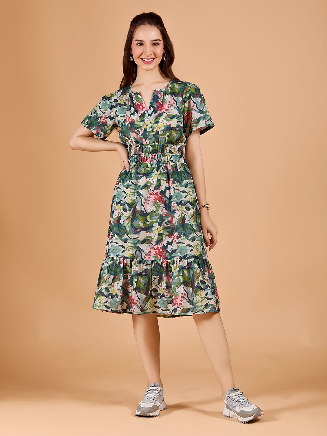 

Amarasha Women Floral Print Fit & Flare Midi Dress, Green