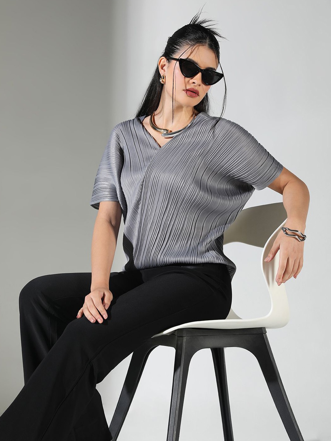 

SHOWOFF Women Extended Sleeves Top, Grey