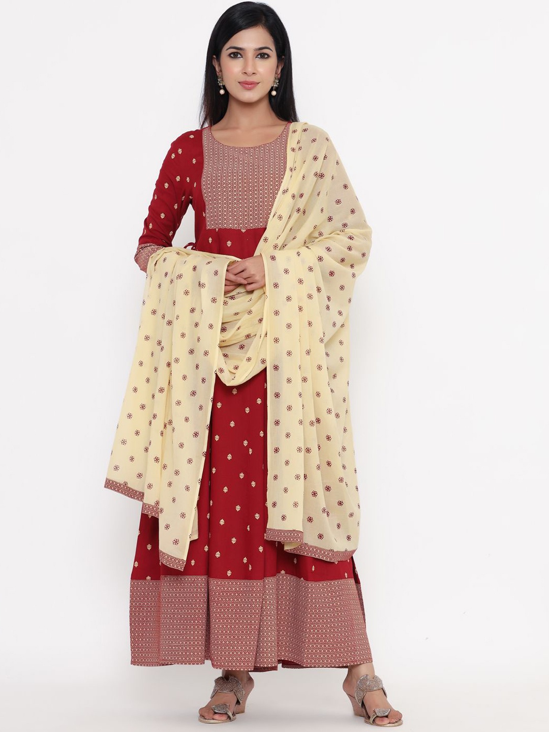 

KBZ Floral Embroidered Round Neck Regular Sleeves Machine Weave Anarkali Kurta & Dupatta, Maroon