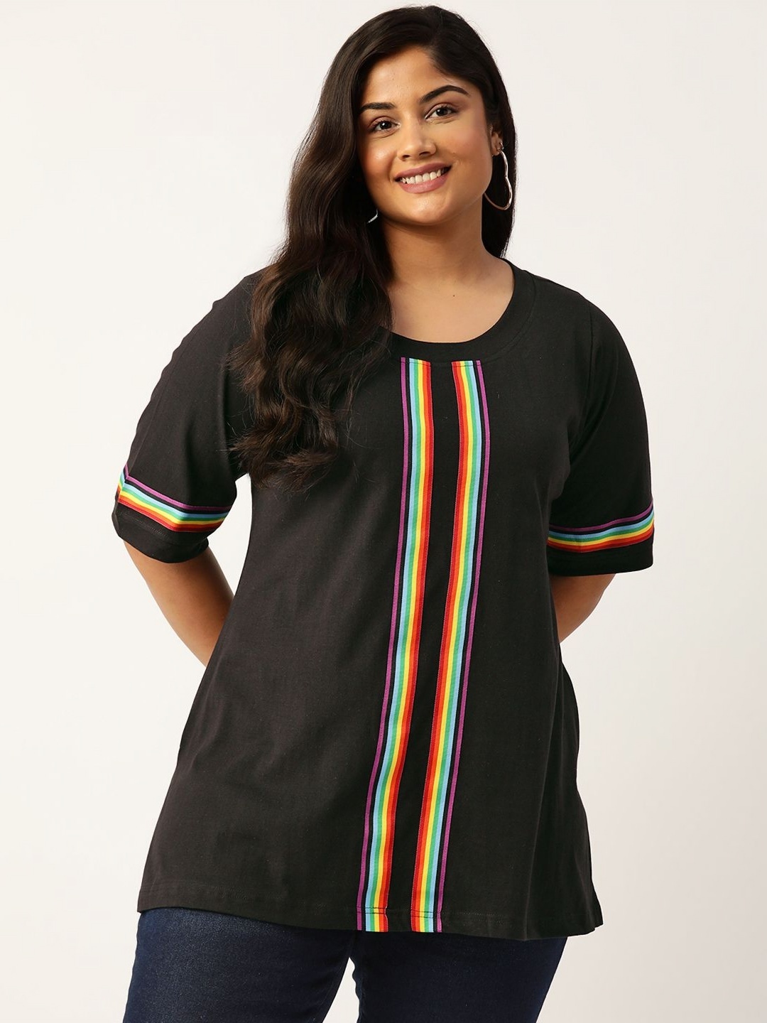 

theRebelinme Women T-shirt, Black