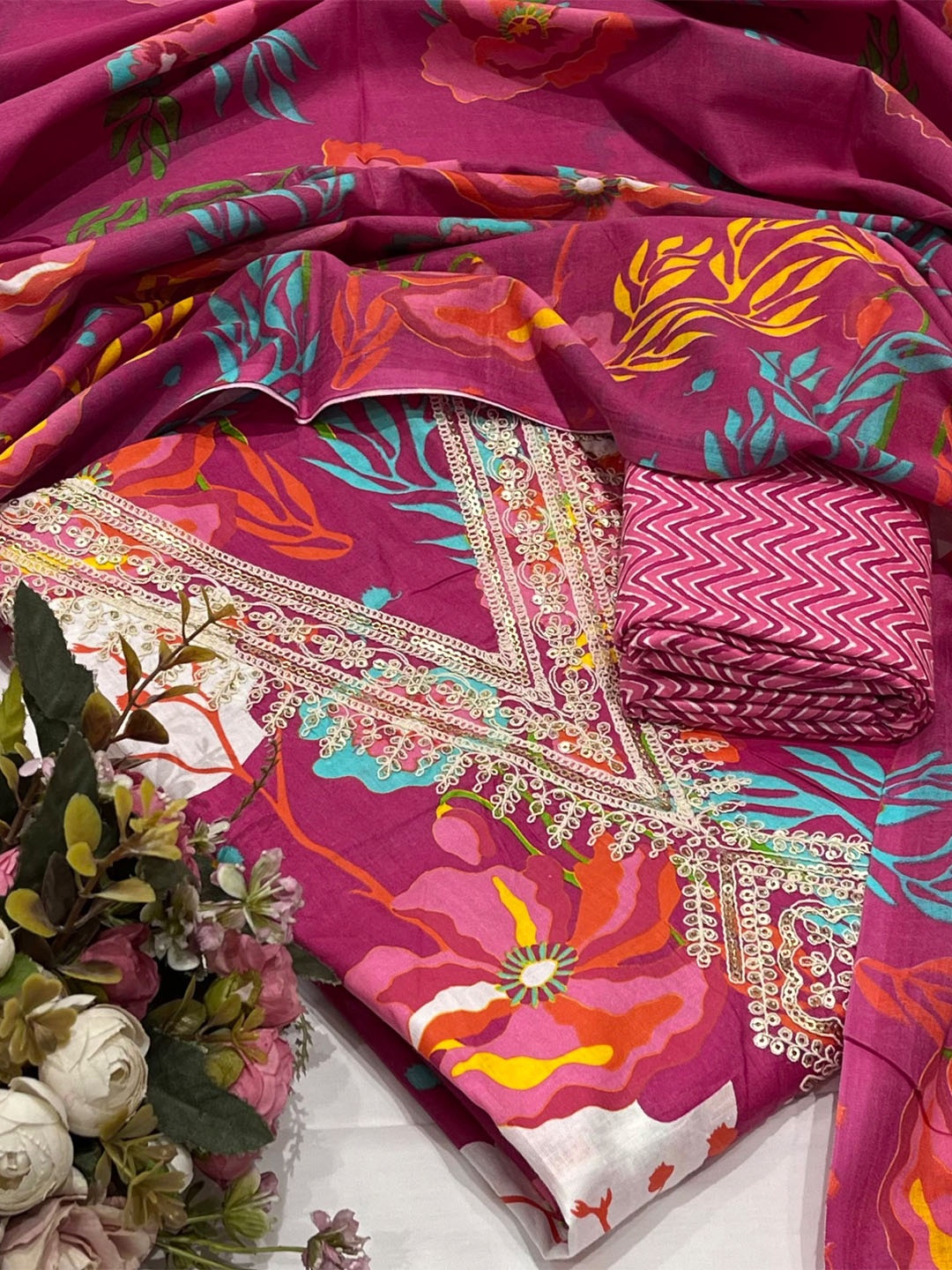 

SALWAR STUDIO Floral Printed Sequinned Pure Cotton Unstitched Dress Material, Pink